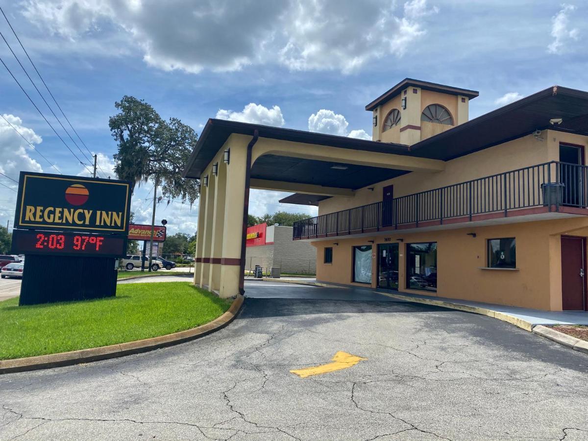 Regency Inn Fern Park Εξωτερικό φωτογραφία